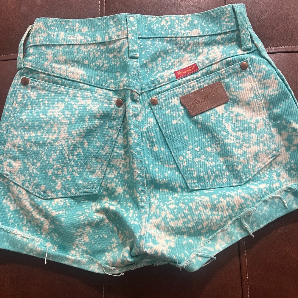 Wrangler Turquoise Shorts